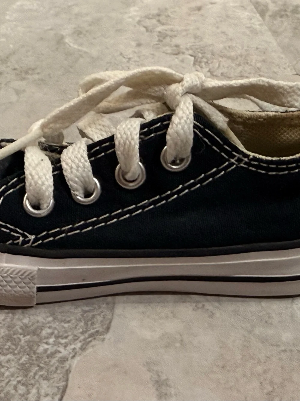 Converse Chuck Taylor All Star Toddler Shoes Black Low Top Size 4
